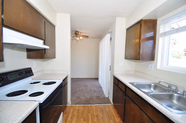 Crestview Apartments photo 2