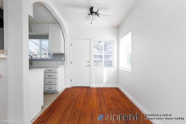 4382 McClintock St San Diego, CA 92105 photo 2