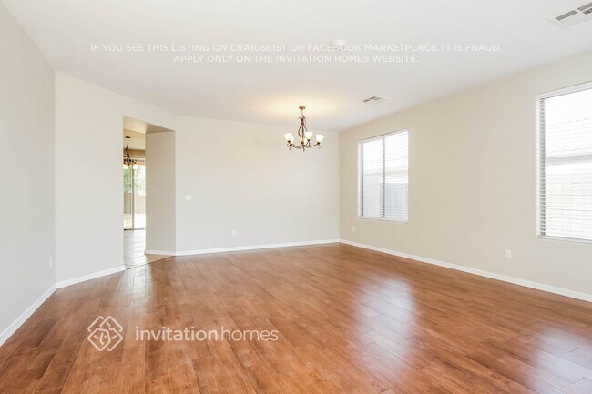977 W Jersey Way photo 5