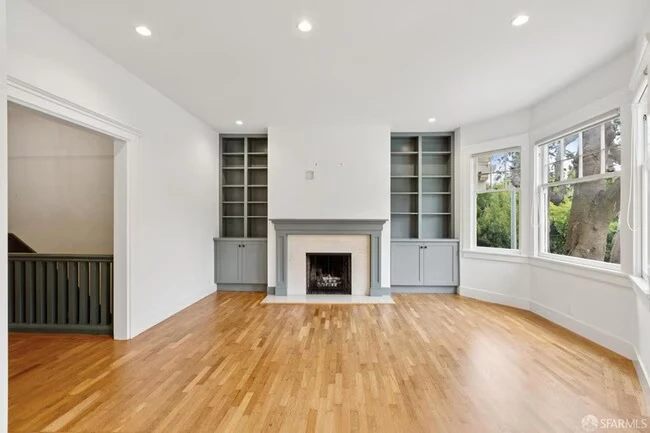 2741 Union St San Francisco, CA 94123 photo 3