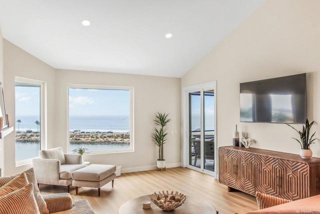 4052 Garfield St Carlsbad, CA 92008