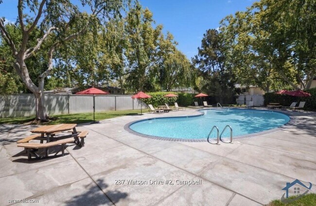 287 Watson Dr photo 3