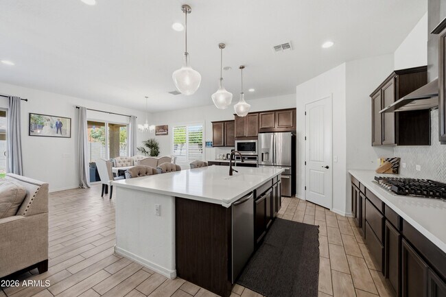 16392 W Madison St Goodyear, AZ 85338 photo 4