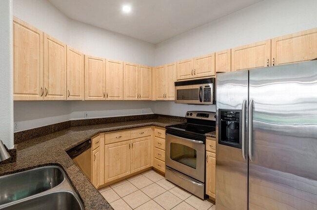20801 N 90th Pl Scottsdale, AZ 85255 photo 3