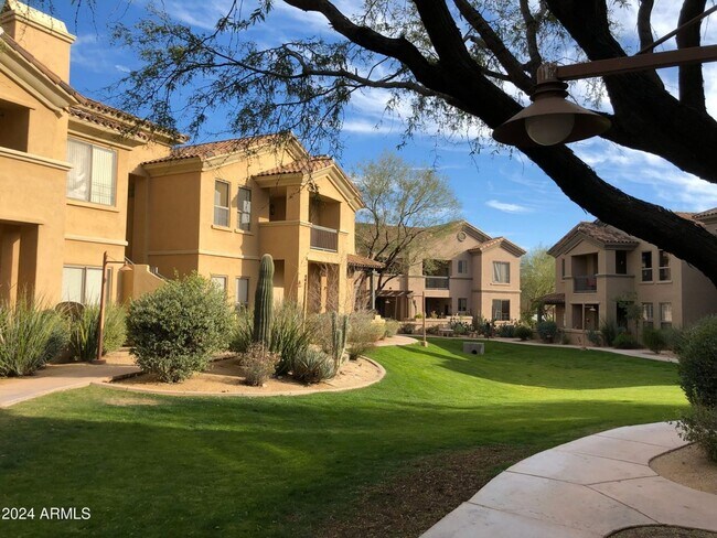 20801 N 90th Pl Scottsdale, AZ 85255 photo 2