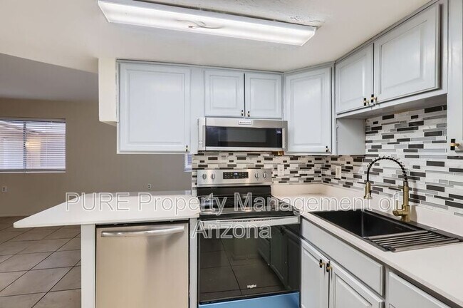 12221 W Bell Rd Surprise, AZ 85378 photo 5
