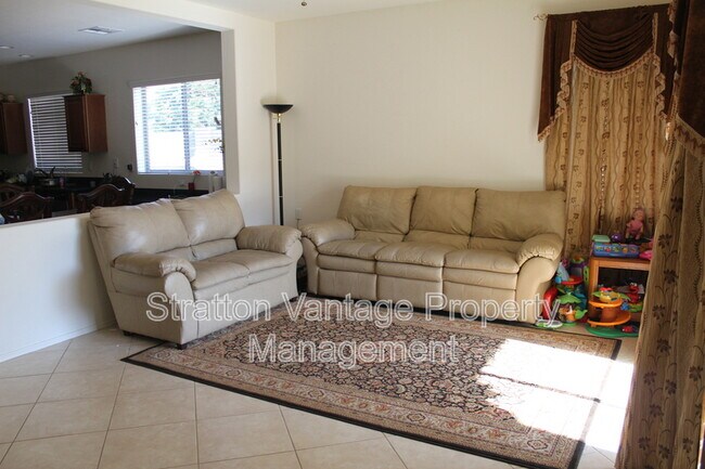 4927 S Stonecreek Blvd Gilbert, AZ 85298 photo 5