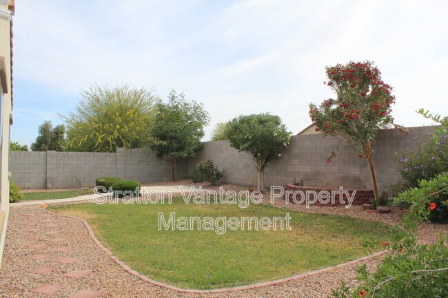 4927 S Stonecreek Blvd Gilbert, AZ 85298 photo 3