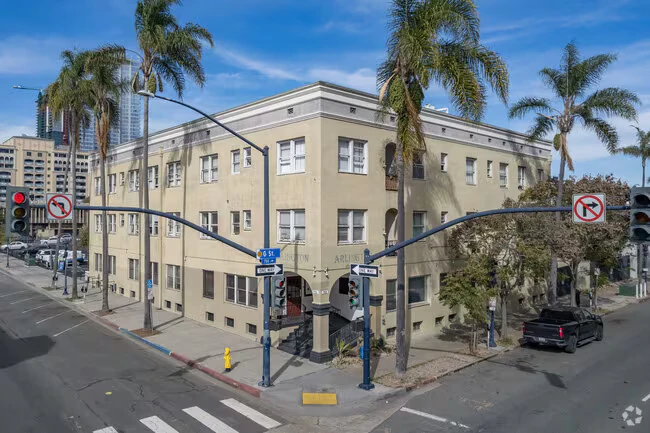 Arlington Apartments