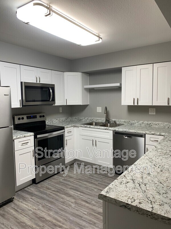 141 N Date Mesa, AZ 85201 photo 3