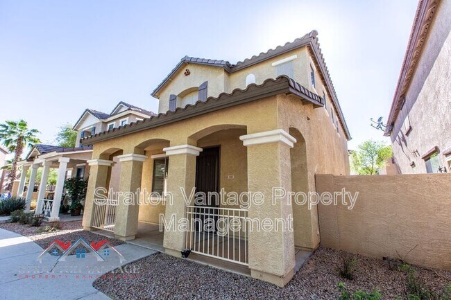 135 E Catclaw St Gilbert, AZ 85296 photo 2