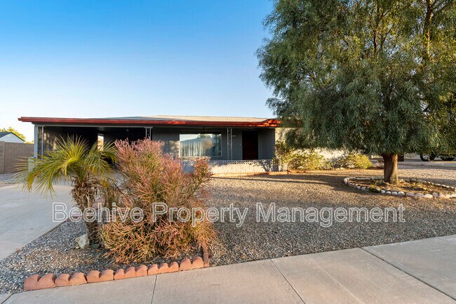 5328 E Decatur St Mesa, AZ 85205 photo 2