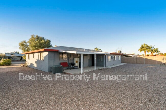 5328 E Decatur St Mesa, AZ 85205 photo 4