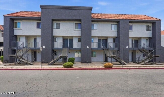 1215 E Lemon St Tempe, AZ 85281