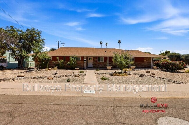 1617 W Flower Cir N Phoenix, AZ 85015 photo 4