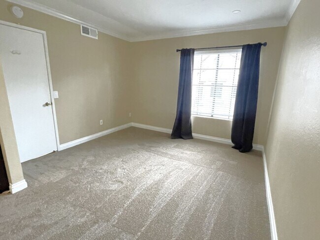 13015 Wimberly Square San Diego, CA 92128 photo 5