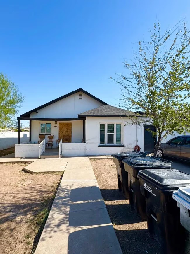 1845 E Monroe St Phoenix, AZ 85034 photo 4