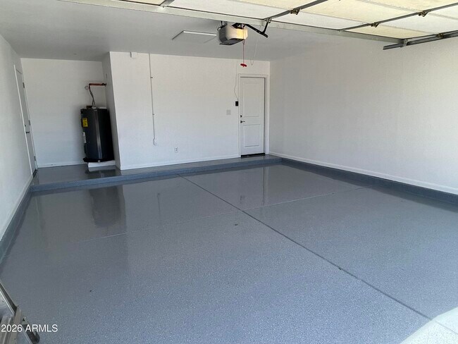2920 E Michelle Dr Phoenix, AZ 85032 photo 3