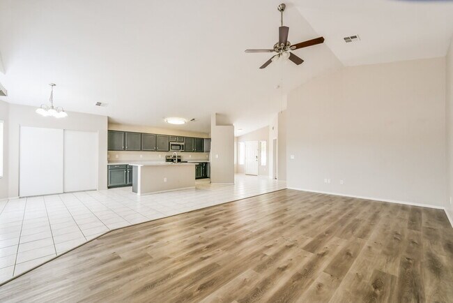 1510 N Saddle St Gilbert, AZ 85233 photo 4