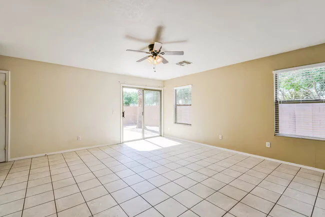 2200 E Spruce Dr Chandler, AZ 85286 photo 3