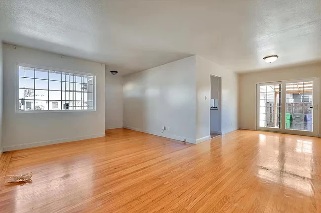 404 Shirley Ave Hayward, CA 94541 photo 2