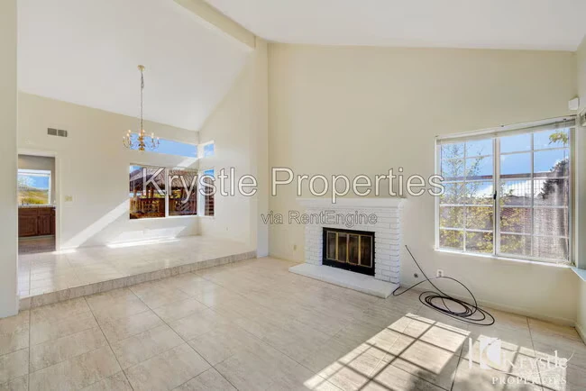349 Newcastle Dr Vallejo, CA 94591 photo 3