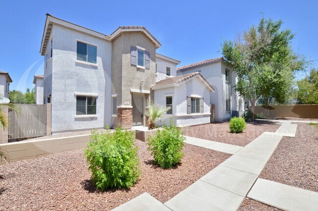 553 N Ranger Trl photo 2