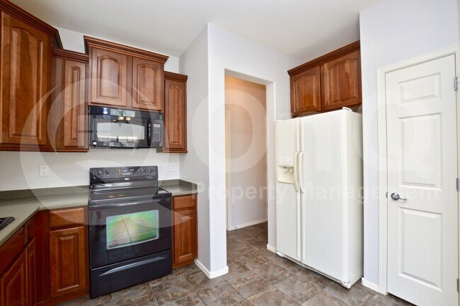 553 N Ranger Trl photo 5