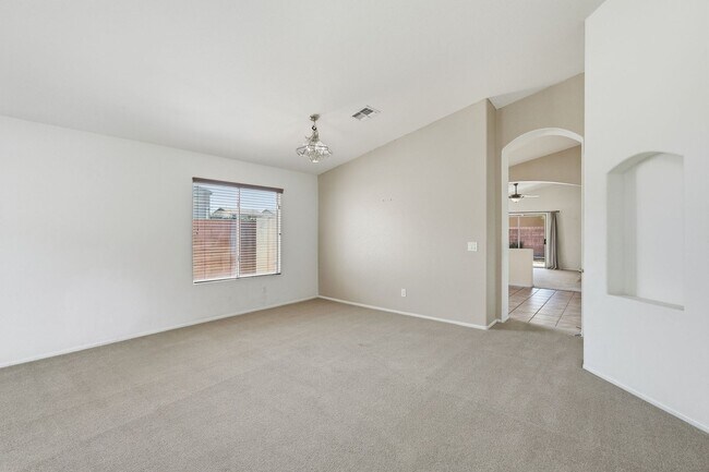 2403 W White Feather Ln Phoenix, AZ 85085 photo 5