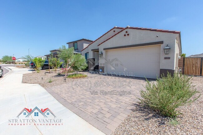 10839 S 52nd Dr Phoenix, AZ 85339 photo 2