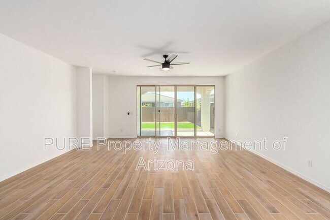 22937 E Roundup Way Queen Creek, AZ 85142 photo 2
