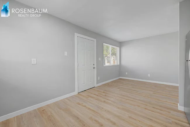 1925 W Village Dr Phoenix, AZ 85023 photo 5