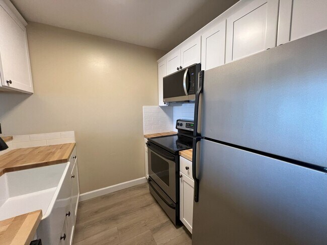3259 Bramson Pl San Diego, CA 92104 photo 2