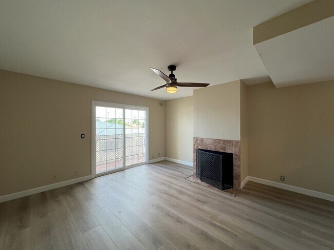 3259 Bramson Pl San Diego, CA 92104 photo 3