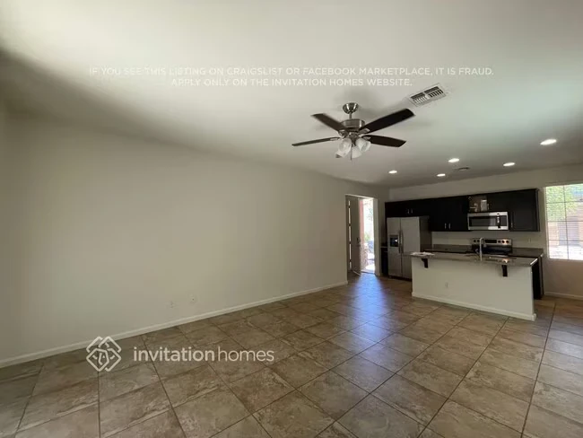 1370 S Ponderosa Dr Gilbert, AZ 85296 photo 3