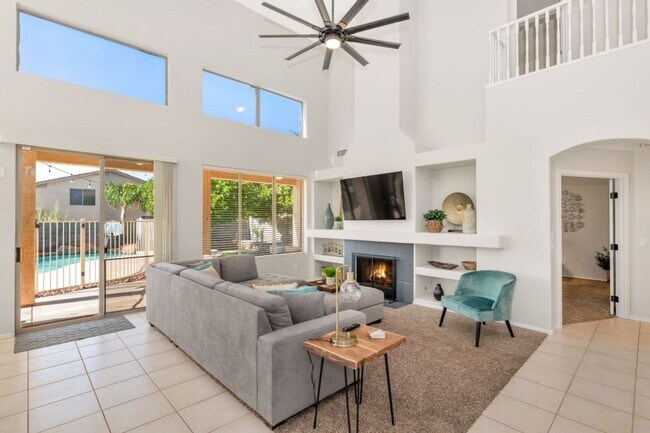1125 E Irma Ln Phoenix, AZ 85024 photo 5