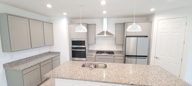13573 W Shifting Sands Dr PEORIA, AZ 85383 photo 4