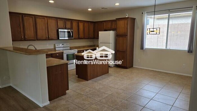 9609 N 181st Ln Waddell, AZ 85355 photo 4