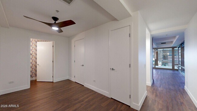 7157 E Rancho Vista Dr Scottsdale, AZ 85251