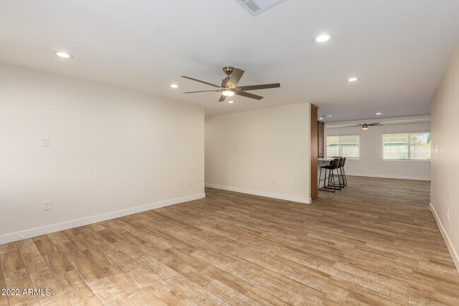 13838 N 37th Way Phoenix, AZ 85032 photo 5