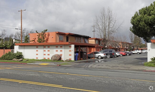 Bridgeview Apartments photo 2