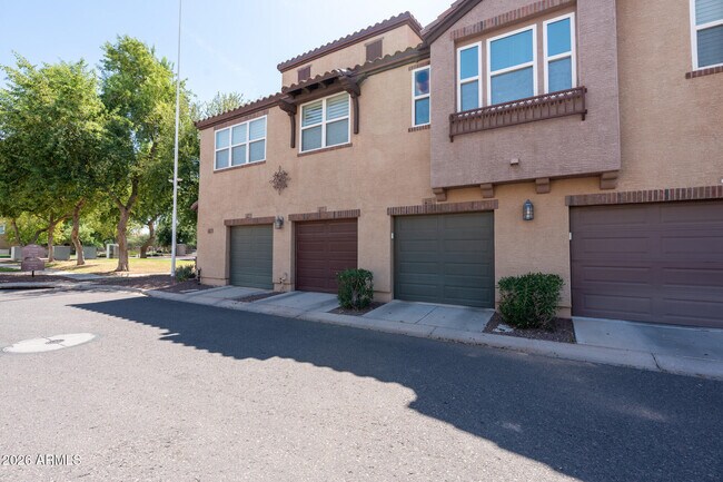 2670 S VOYAGER Drive photo 3