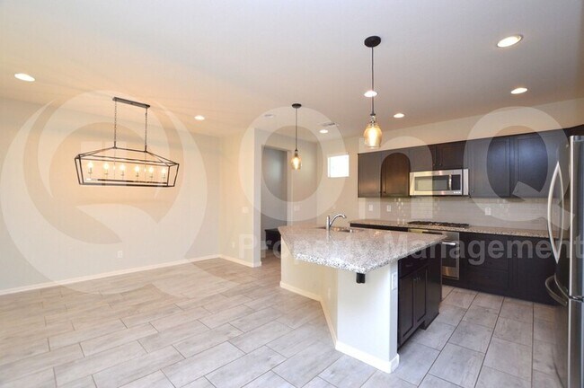 2263 S Annie Ln Gilbert, AZ 85295 photo 4