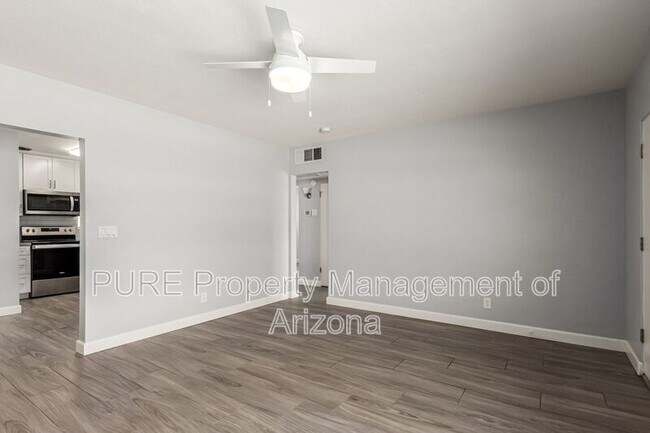 1534 E Griswold Rd Phoenix, AZ 85020 photo 4
