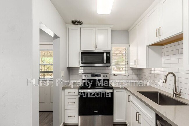 1534 E Griswold Rd Phoenix, AZ 85020 photo 5