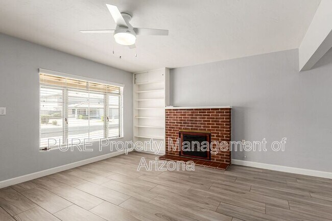 1534 E Griswold Rd Phoenix, AZ 85020 photo 2