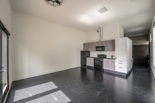 1932 Kearney Ave San Diego, CA 92113