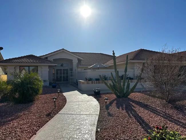13725 W Aleppo Dr Sun City West, AZ 85375 photo 2
