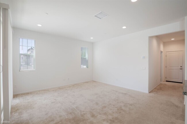 31405 Calle Luna Temecula, CA 92592 photo 4