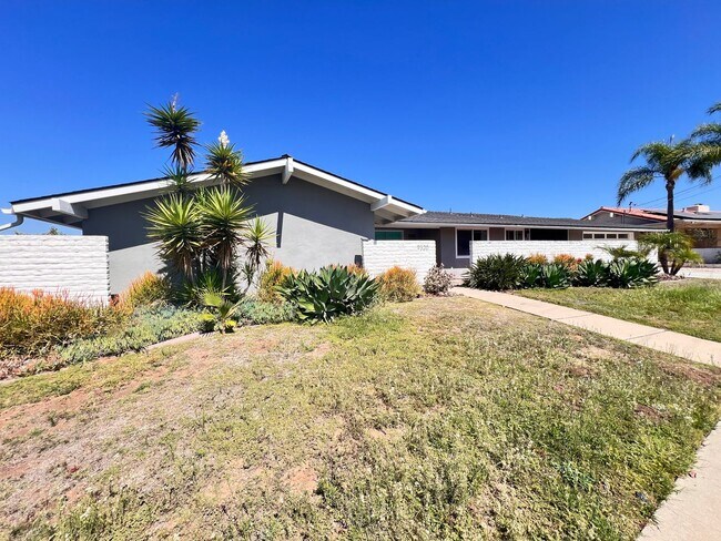 9320 Monona Dr La Mesa, CA 91942